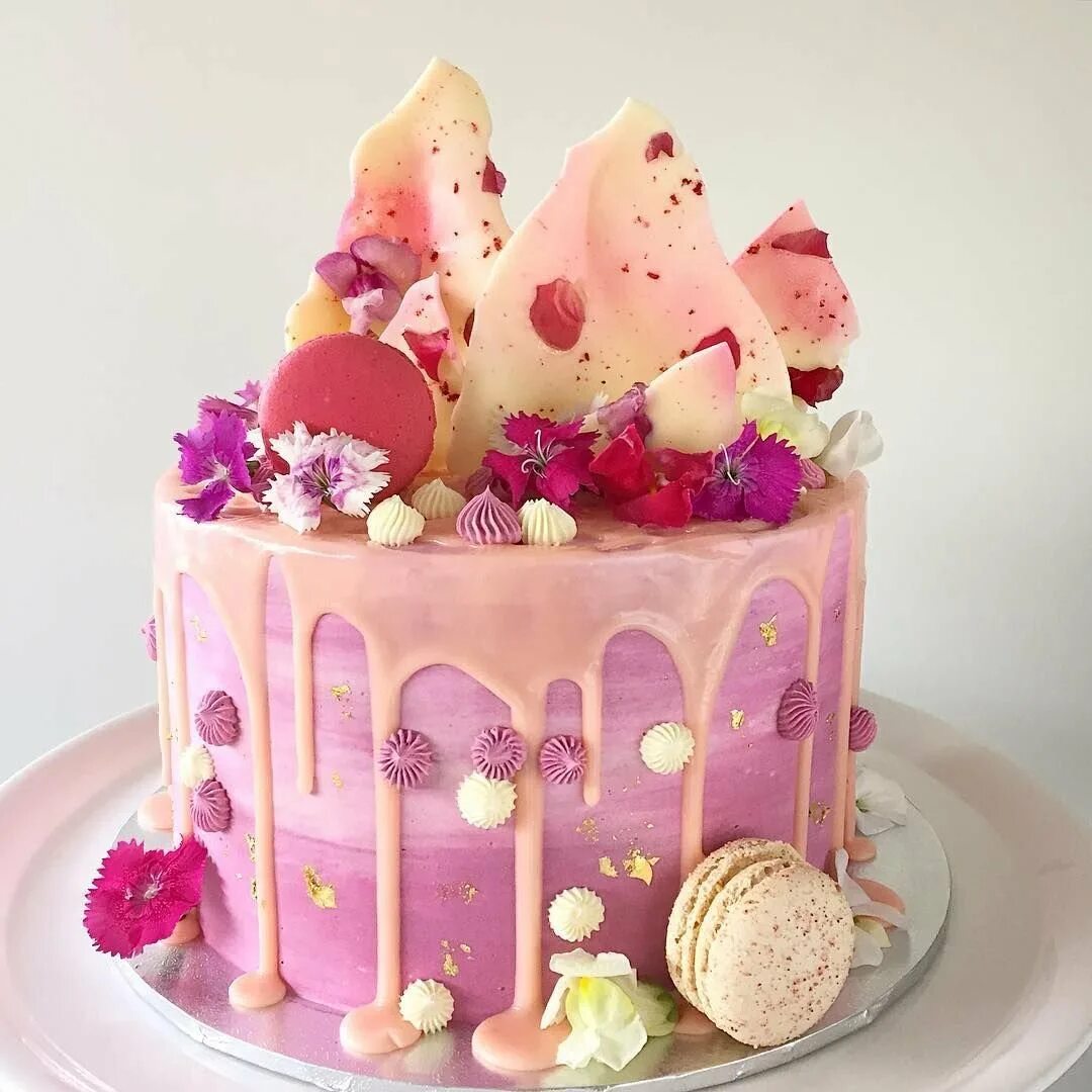 Торт девочка. Красивые торты для девочек. Торт на день рождения девочке. Украшение торта для девочки. День рождения девочки 9 лет дома