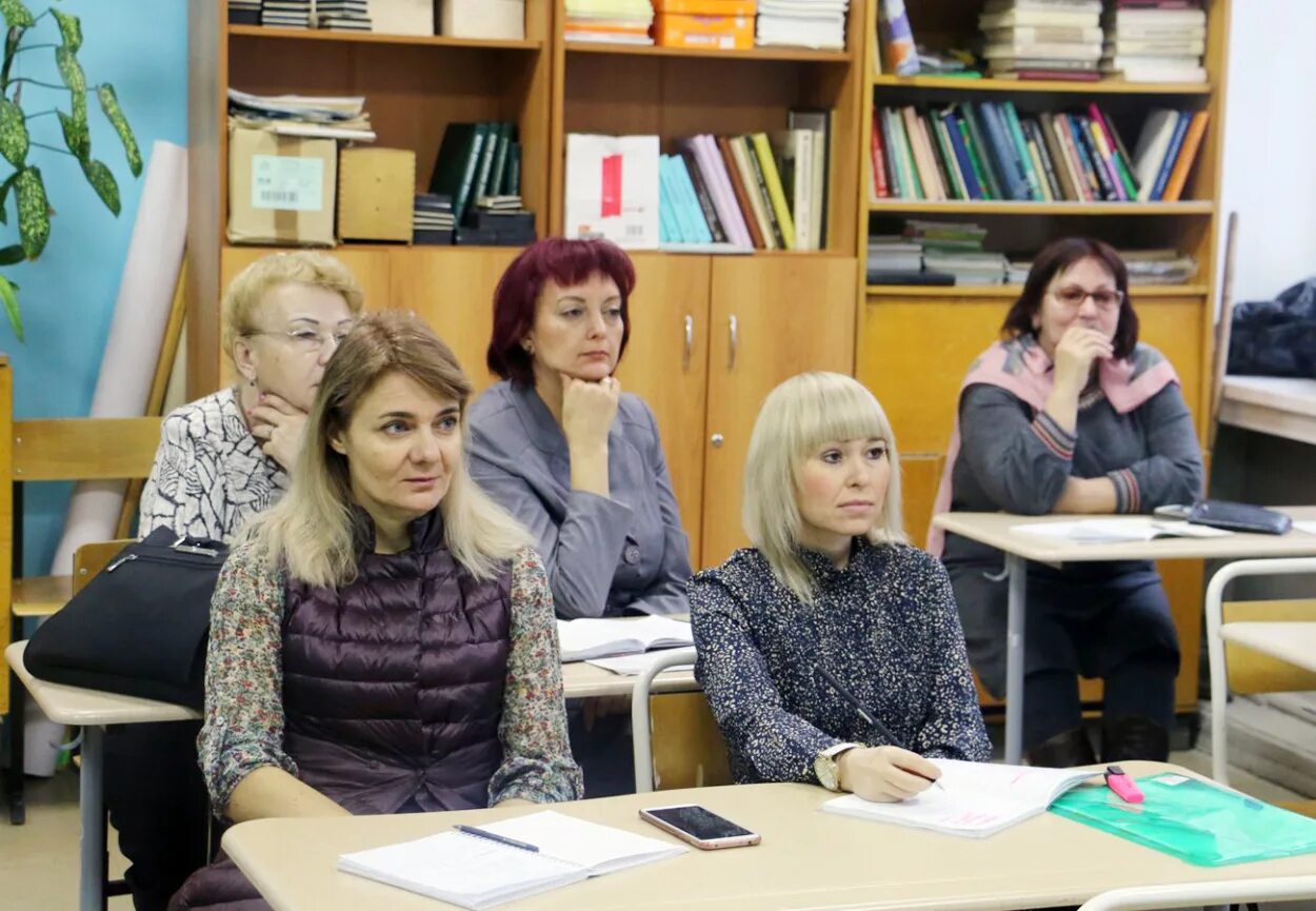 Лекционная нгу. Фмш нгу преподаватели. Нгу курсы. Рублинг курсы. Нгавт новосибирская государственная.