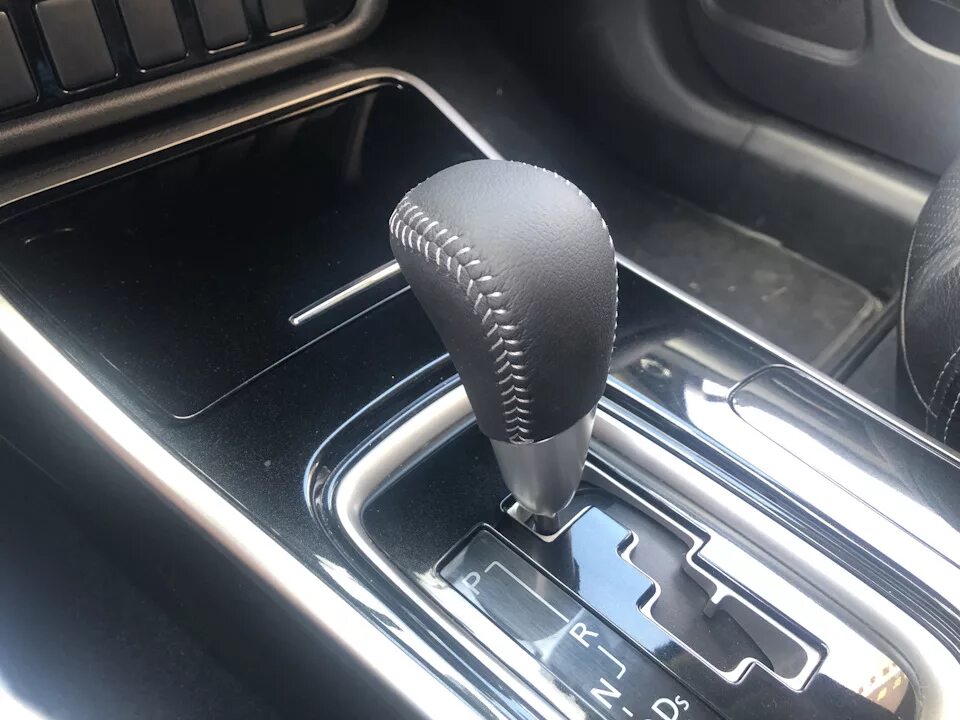 Аутлендер 2025 вариатор. Ручка кпп аутлендер 3. рукоятка коробки передач mitsubishi outlander 3. ручка акпп mitsubishi outlander 3. ручка кпп митсубиси аутлендер 3.