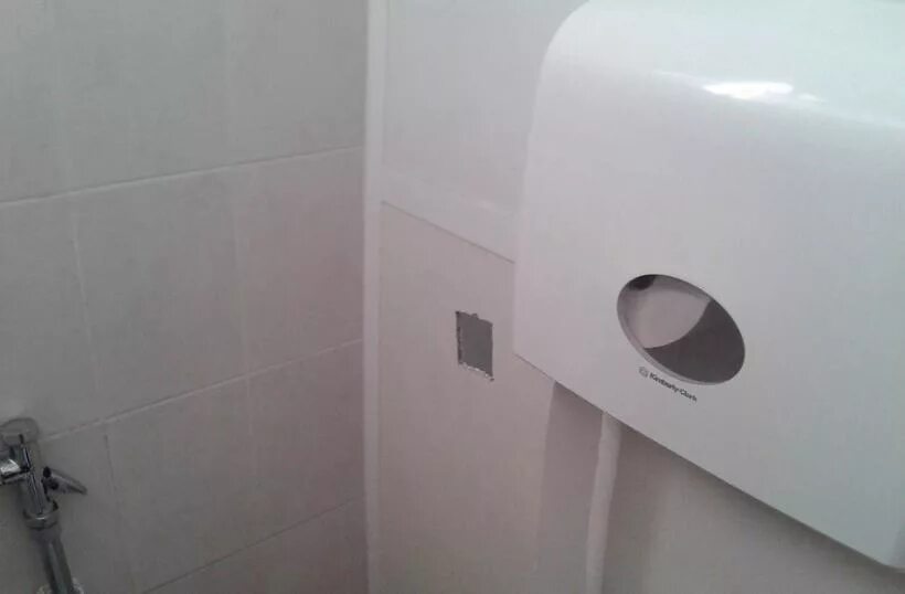 Glory hole tg. Глори Холл в Улан Удэ. Туалеты Бурятии. Бурятия унитазы.