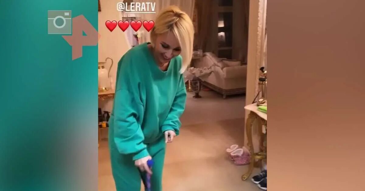 Лера кудрявцева 2022. Лера кудрявцева с тростью. Поступок леры кудрявцевой. Лера кудрявцева ноги. Лера кудрявцева 2020.