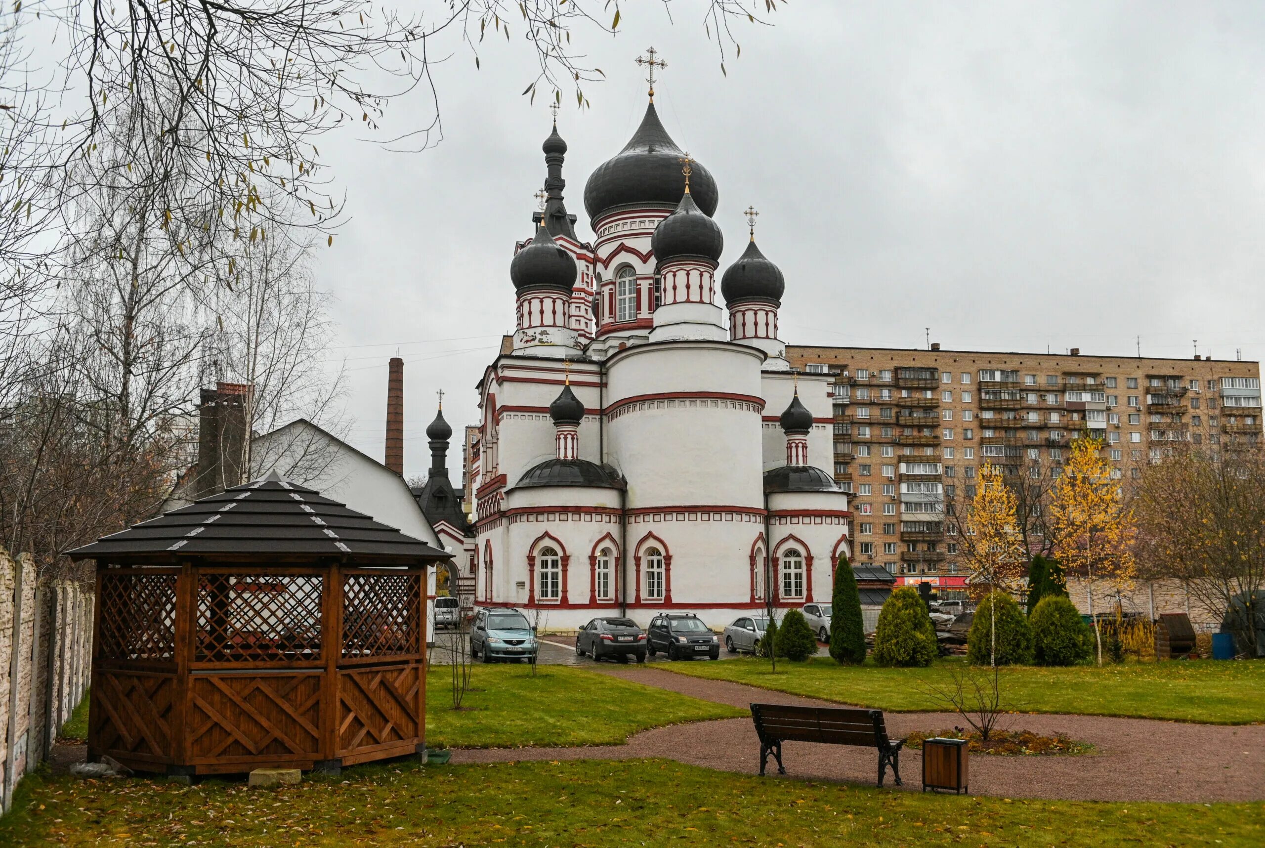 Церковь дмитрия. Храм великомученика димитрия солунского москва. храм великомученика димитрия солунского на благуше, москва. храм дмитрия солунского ул ибрагимова. церковь святого димитрия солунского в благуше.