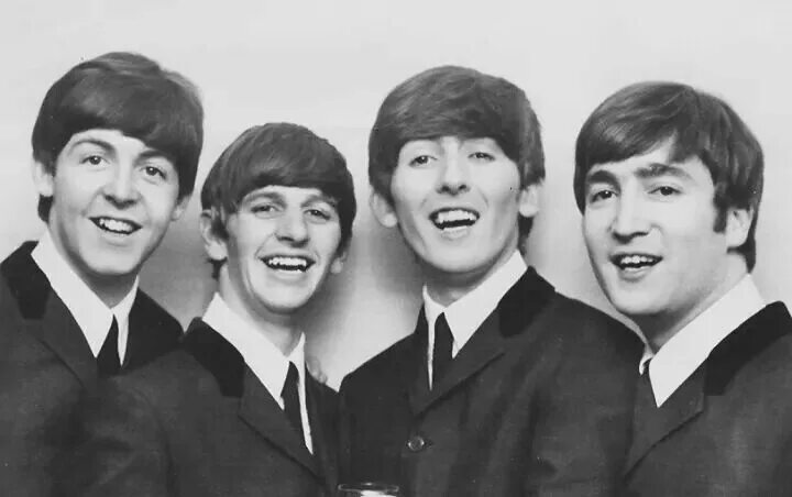5 битл. Дагестанские авиалинии битлз. гитара the beatles.