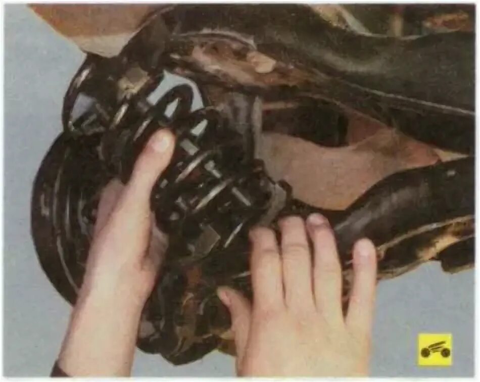 опора пружины передней подвески