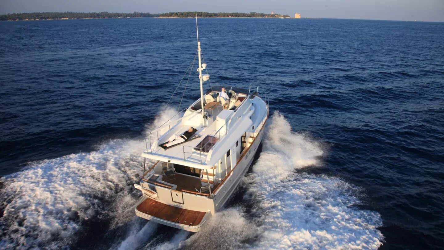 Swift 44. Beneteau swift trawler 44. бенету свифт траулер 42. бенету свифт траулер 30. switf trawler 44.