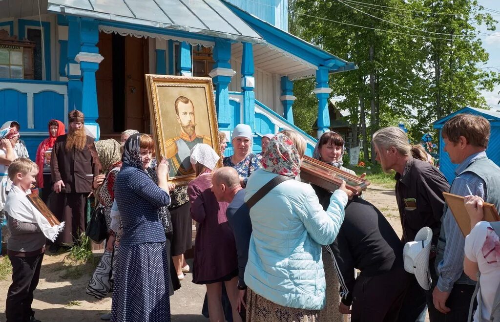 Погода село светлое. Церковь светлое Семеновский район. Владимирского храма в селе Светлом. Село светлое Семеновский район Церковь. Храм в Медведево Семенов.