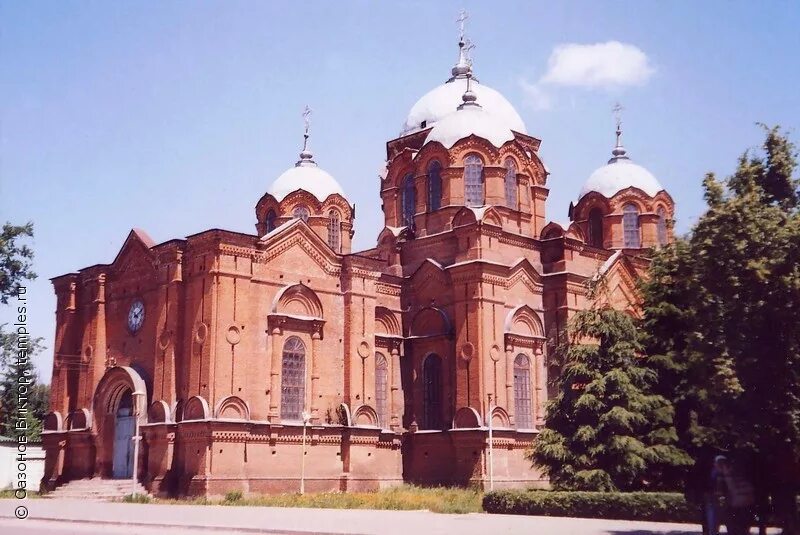 свято троицкий храм обоянь. собор александра невского обоянь. троицкий собор (обоянь). свято-троицкий собор в обояни (курской области. троицкий собор в обояни курская область.