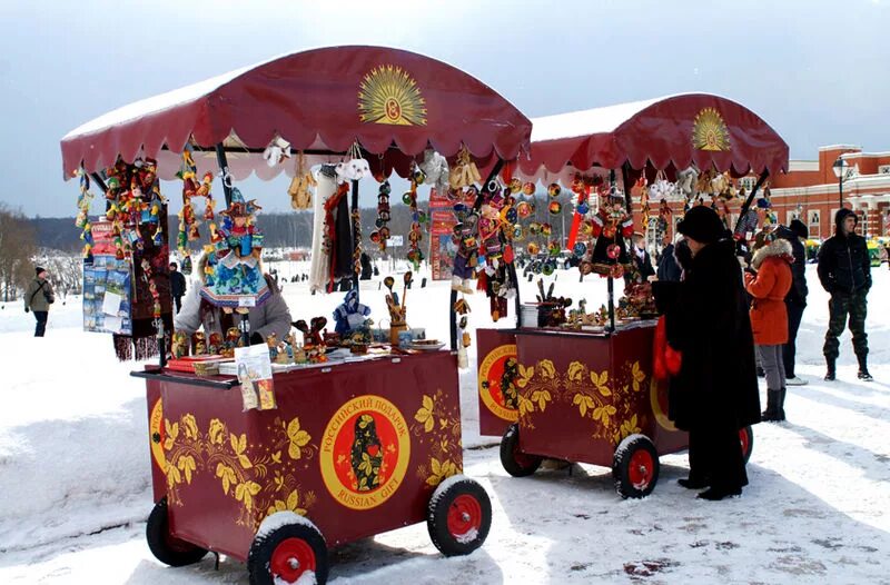 Масленица в парке царицыно. Масленица в Царицыно. Украшение палатки на Масленицу. Украшение площадки на Масленицу. Украшение площади на Масленицу.