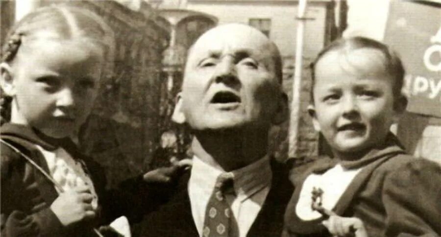 Где жили вертинские. Вертинский и вертинская. Где жили вертинские. Где жили вертинские. Где жили вертинские.
