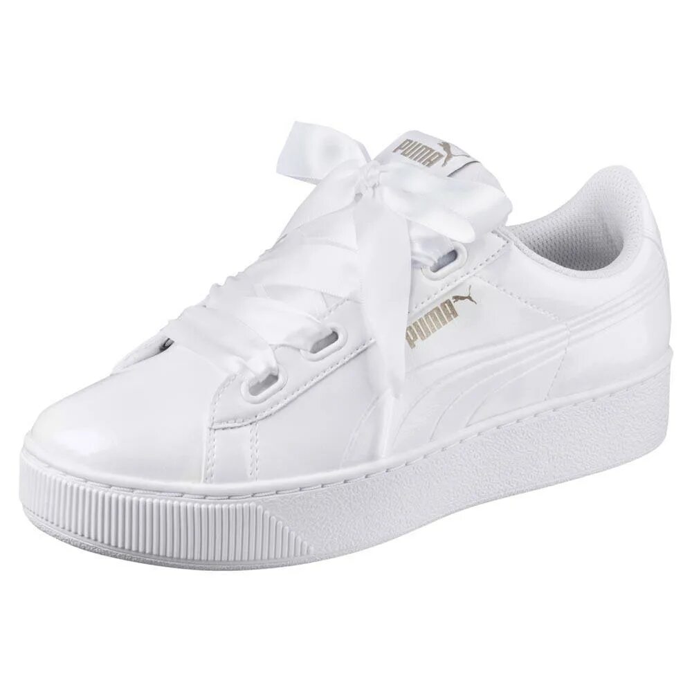 Кроссовки пума женские оригинал купить. Кроссовки Puma Basket Heart Patent White. Кроссовки Puma Vikky platform. Кеды Пума Баскет женские. Кеды Puma Basket.