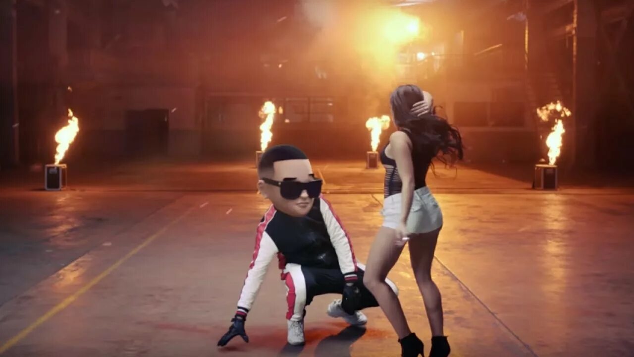 Con calma speed up. Девушка из клипа con calma. daddy yankee &amp; snow - con calma. daddy yankee клипы. con calma женщина.