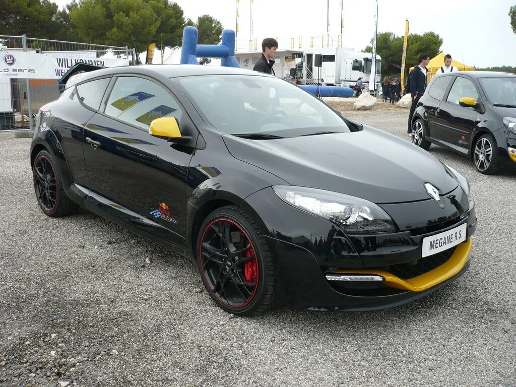 Шины рено меган рс. Рено меган rs 3. renault megane 3 coupe. рено меган 3 купе рс. рено меган рс 2009.