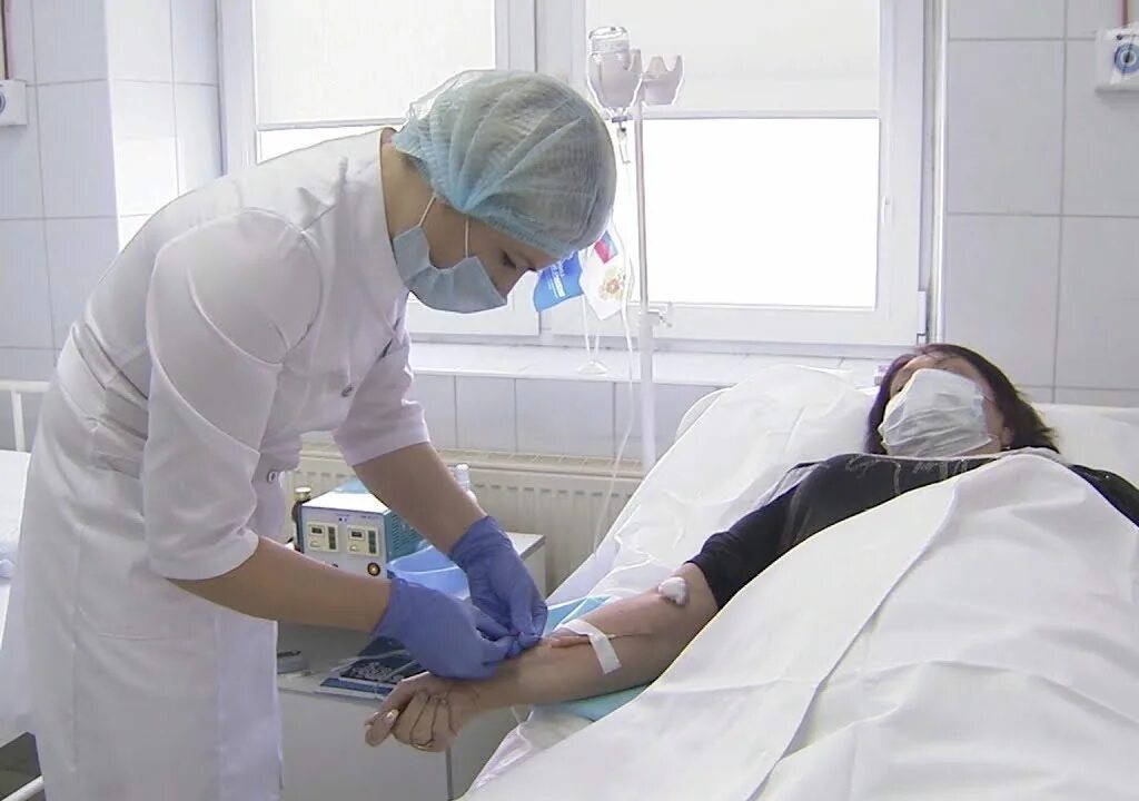 21 пациентов. 21 пациентов. Омикрон фото. Сериал муж заболел короновирусом. Больница терапия.