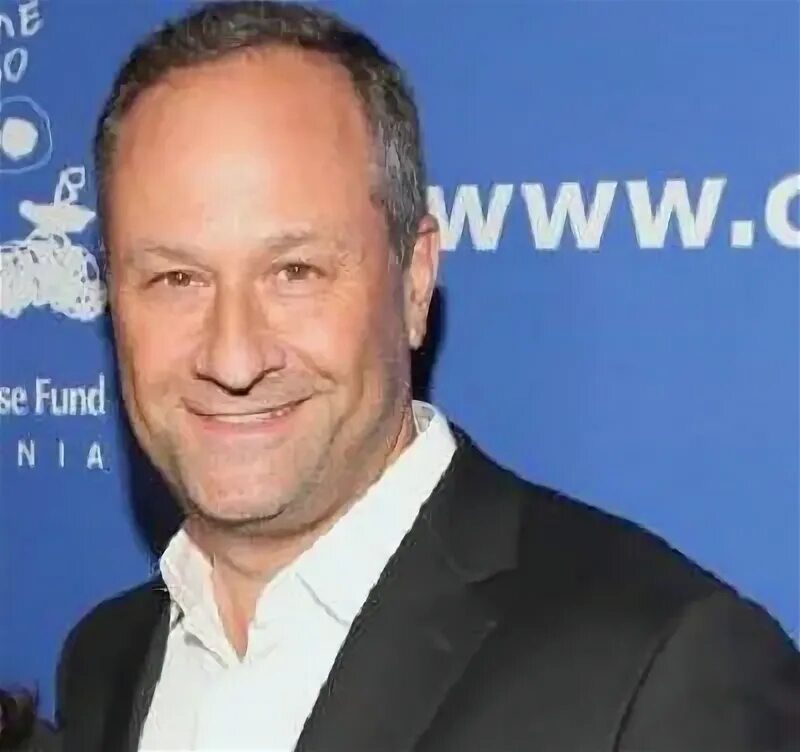 Камала харрис и дуглас эмхофф. Дуглас эмхофф. Дугом эмхоффом. Дугом эмхоффом. Камала харрис и дуглас эмхофф.