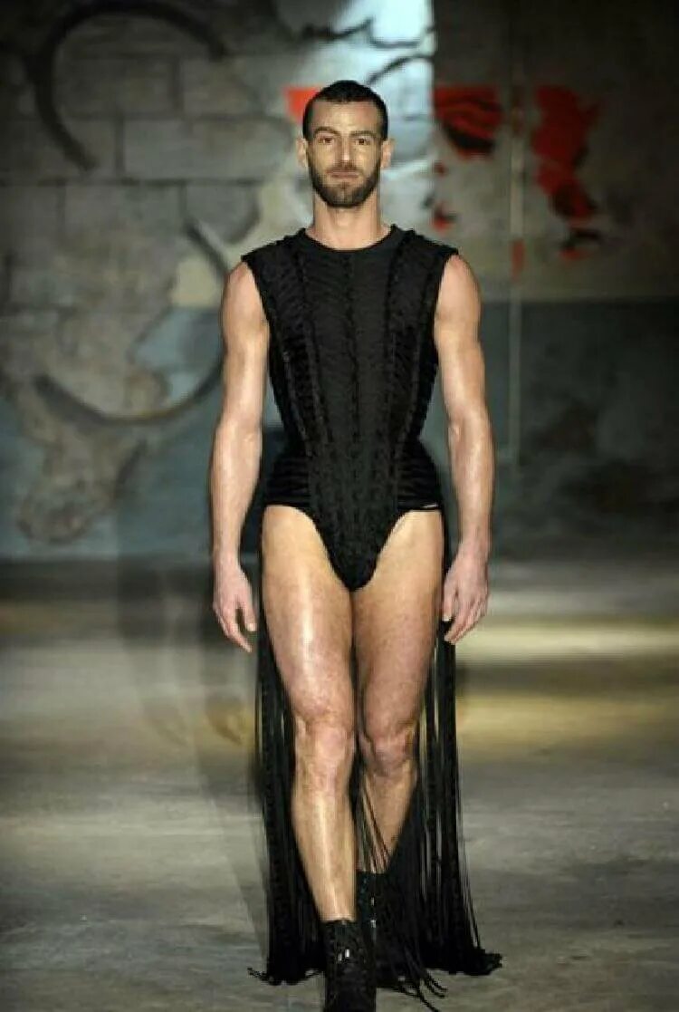 Самое шокирующее мужское. Сандро Чачия. Мужское платье. Высокая мода мужская. Смешная мода для мужчин.