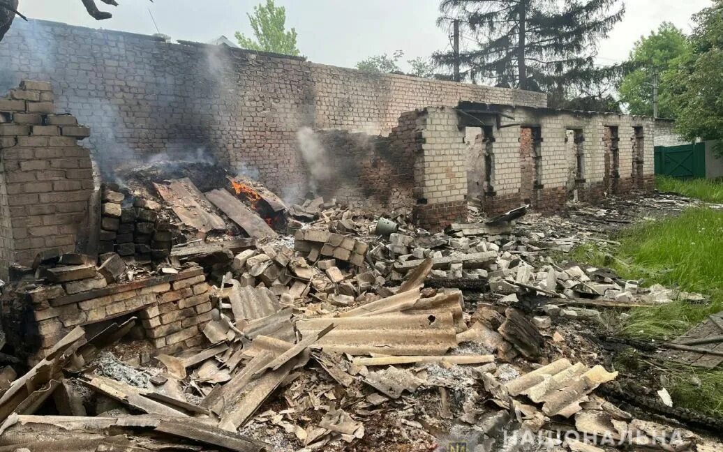 Донецька область картинки. Донецька область картинки. Константиновка донецкая область. Поселок снежное донецкая область. Разрушенные дома донбасса.