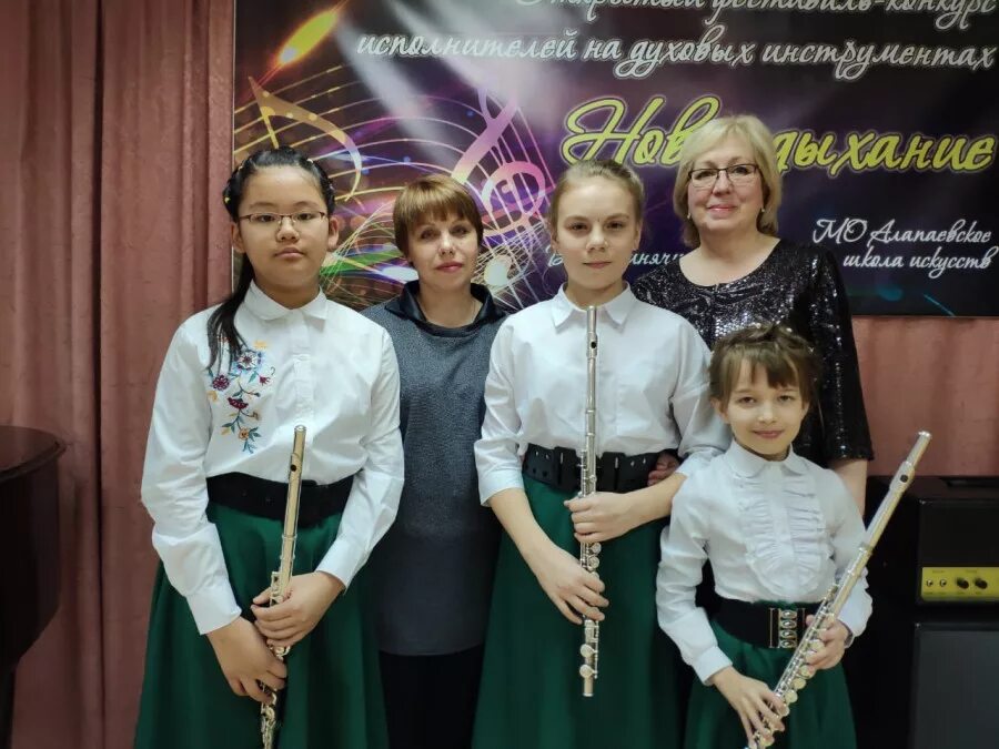 первоклассники в школе. дши 9 екатеринбург. школа искусств 9 екатеринбург. школа искусств 9 екатеринбург. детская музыкальная школа 8 екатеринбург.