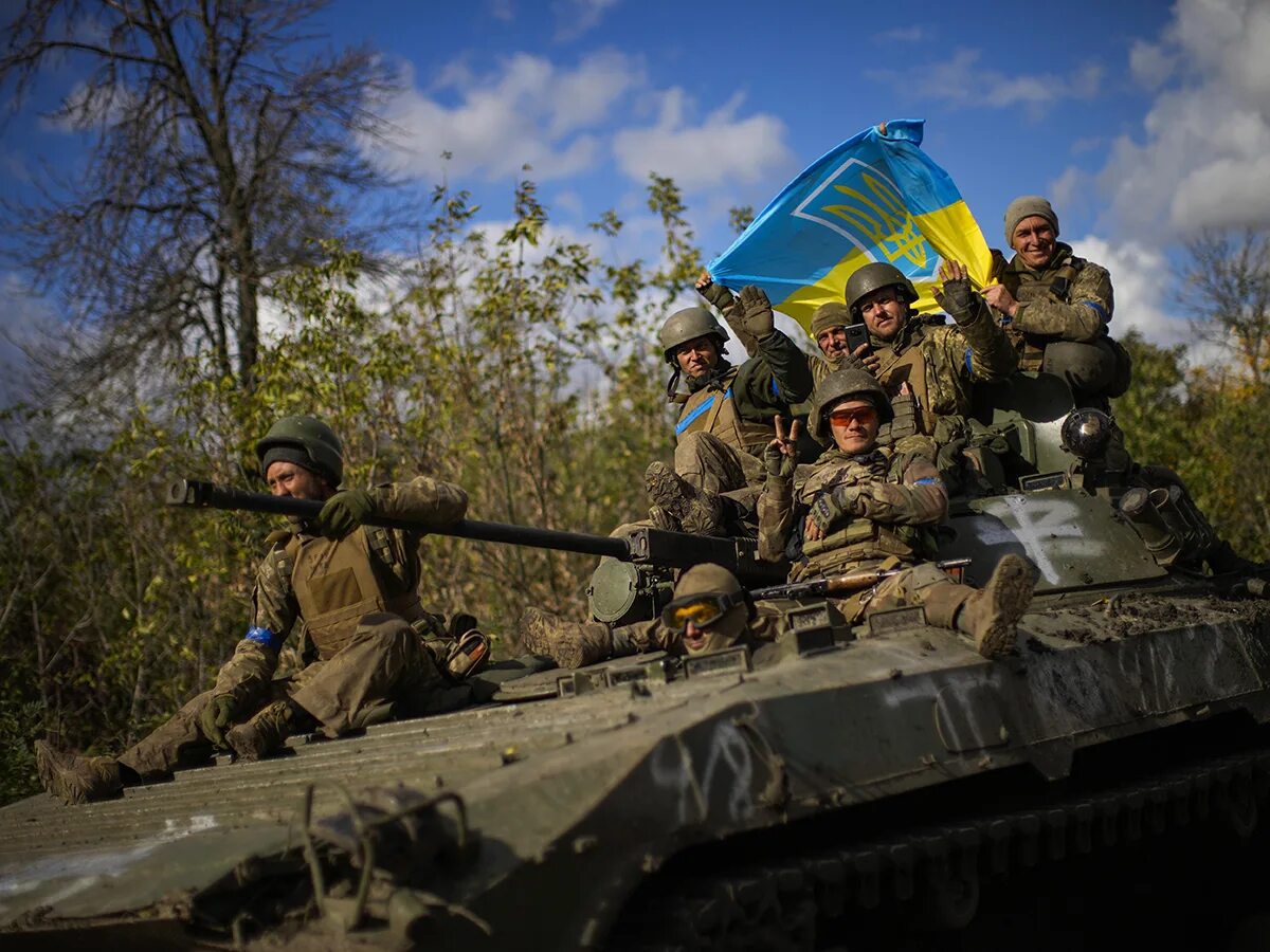 Военное состояние украины. Армия украины. украинские военные. украинские войска.
