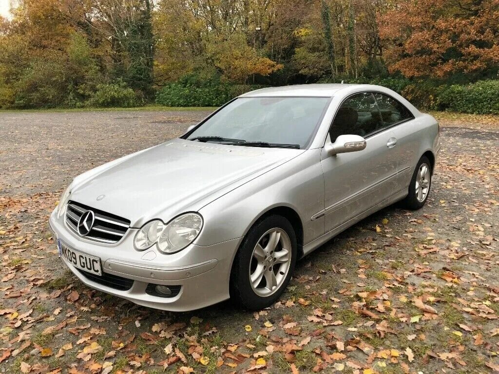 Куплю мерседес 220 дизель. Мерседес ЦЛК 220. Мерседес CLK 2009. Мерседес CDI 220. Мерседес Бенц 220 с купе.