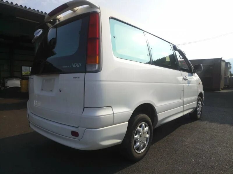 Toyota Town Ace Noah 1998. Toyota Noah 1998. Тойота /Town Ace Noah 1998. Тойота Таун айс Noah 1998.