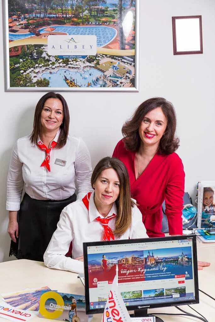 Оаэ анекс тур. 78-й добровольческой красноярск. Атрибутика анекс. Туроператоры красноярска. Анекс тур красноярск.