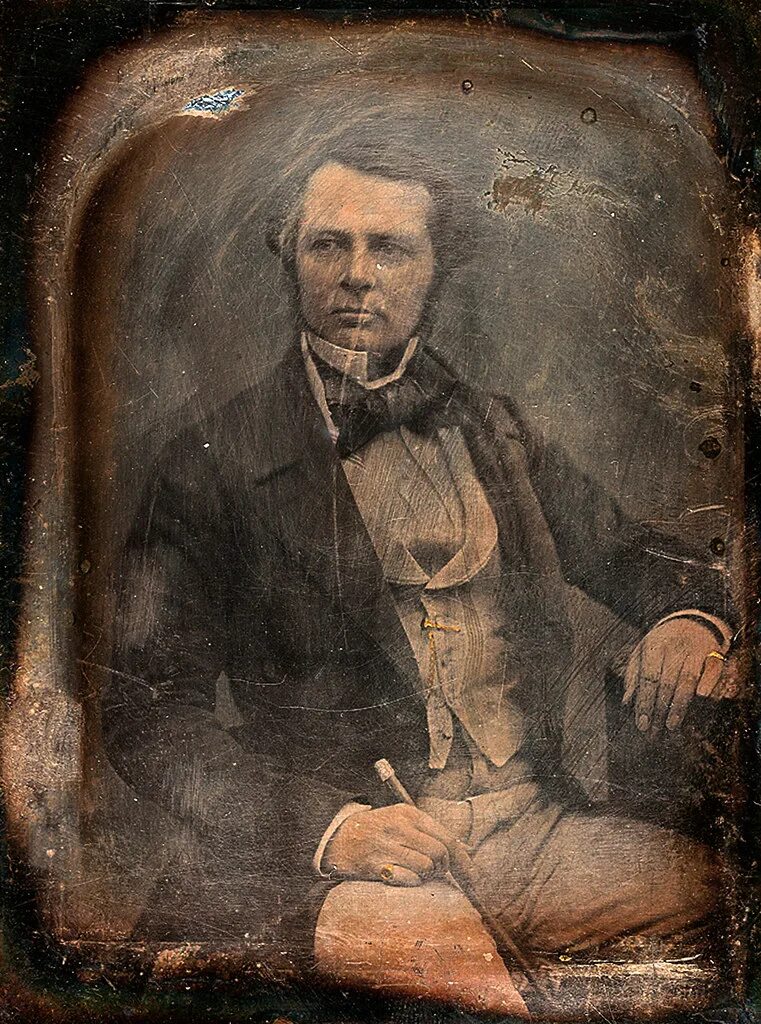 Луи дагер дагеротипия. Первые дагерротипы в мире. Дагерротип 1850 сша. Дагерротип писателей 19 века. Дагеротипия.