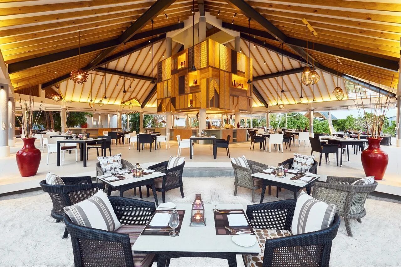 Nh collection havodda. Отель амари мальдивы. amari havodda 5 мальдивы. nh collection maldives havodda resort 5*. amari havodda maldives 5 водная вилла.