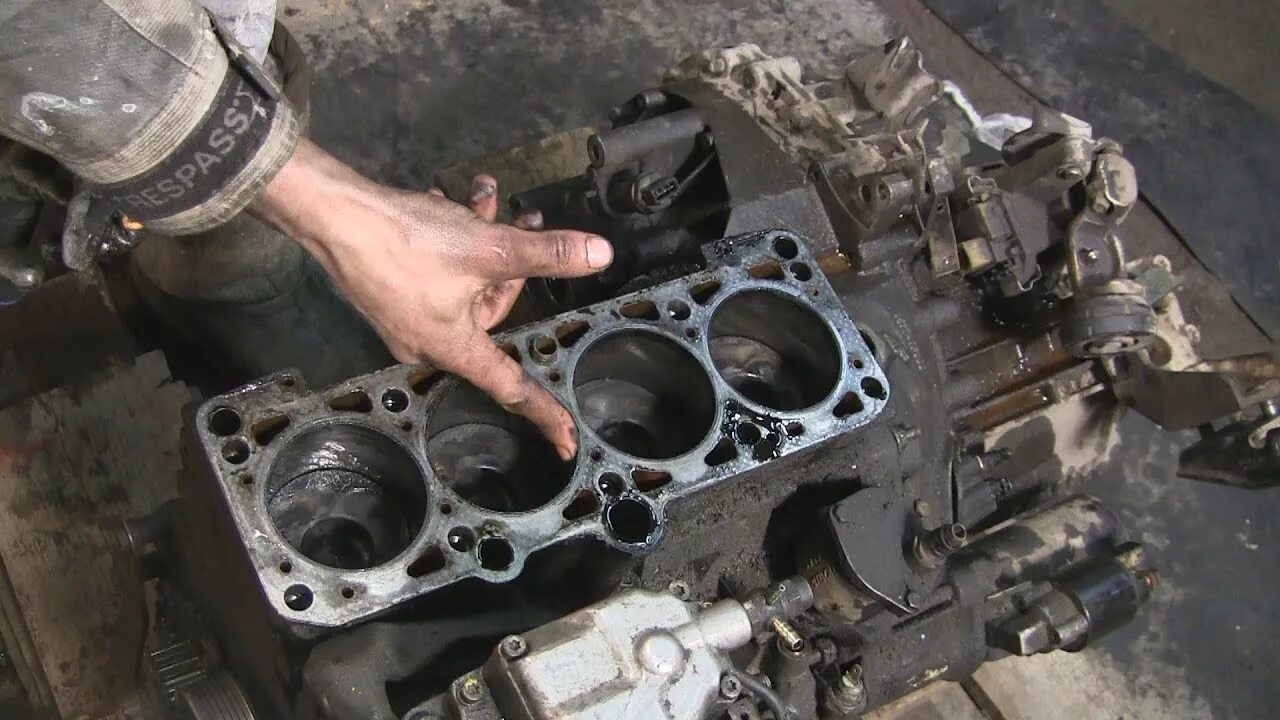 Снять головку двигателя 1. Направляющие втулки гбц ahu 1.9 tdi. ауди 1.9 tdi afn прокладка гбц. гбц двигателя afn. 1.9 tdi износ цилиндра.