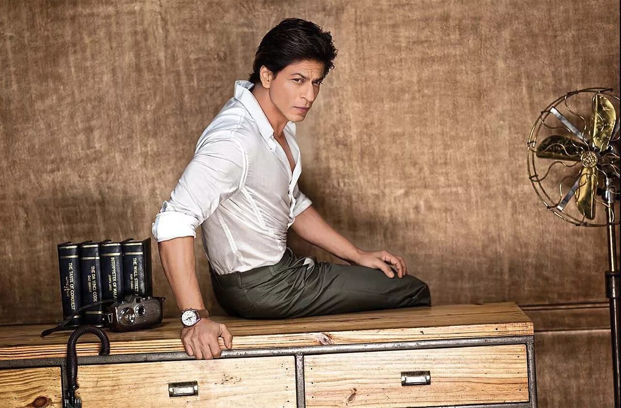 Глаза шахрукх кхана. Зарина усманова узбечка. Шахзобек атажанов. Жаным текст песни. Шах жаным.