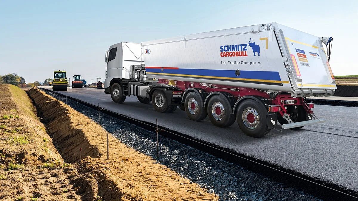 Trailers company. Trailor эмблема. Полуприцеп рефрижератор schmitz cargobull. Полуприцеп schmitz cargobull. Шмитц cargobull.