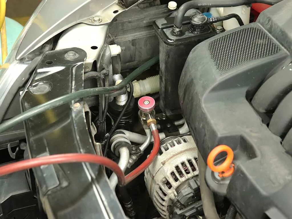 Не работает кондиционер шкода а5. Skoda octavia шкода трубка кондиционера.