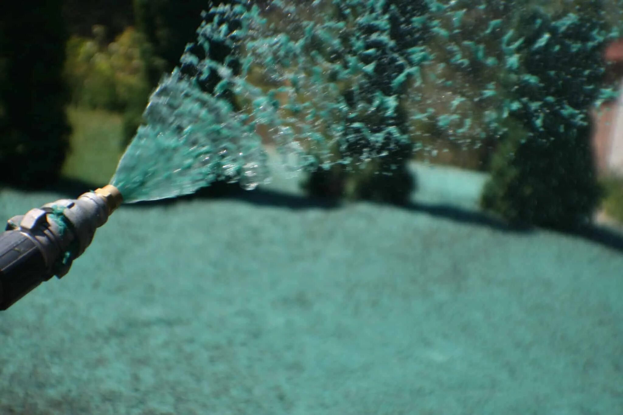 Насадка для полива газона. Посадка газона методом гидропосева. Технология гидропосева газонной травы. Распылить газон. Жидкий газон aquagrazz.