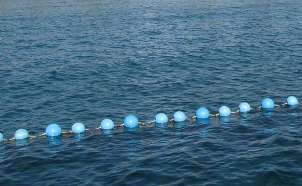 Buoy Изображения: просматривайте стоковые фотографии, векторные изображения и ви