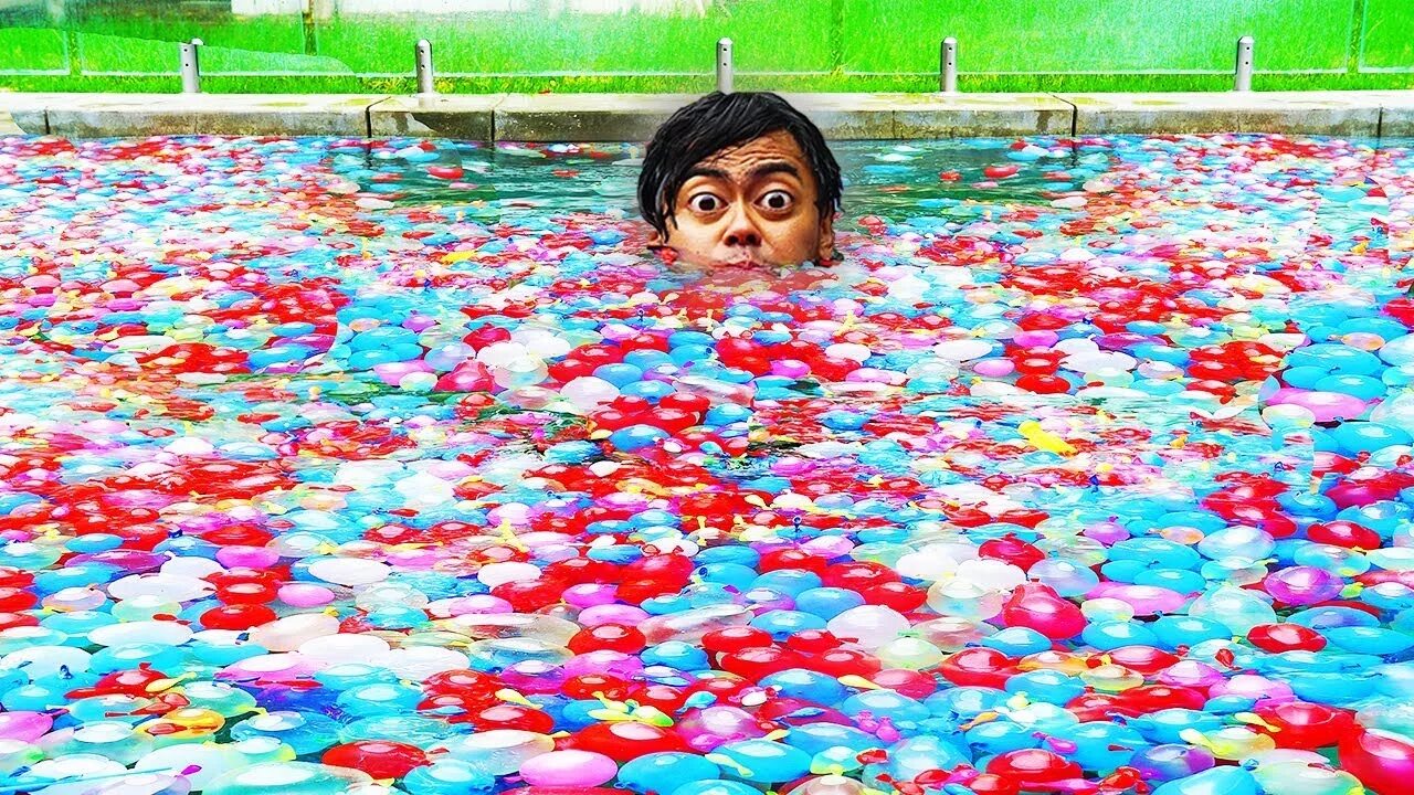 Filled my. Шедмен Water Balloons. Pool Water Balloons. Water Balloon Bath Challenge. Balloon swimming Pool.