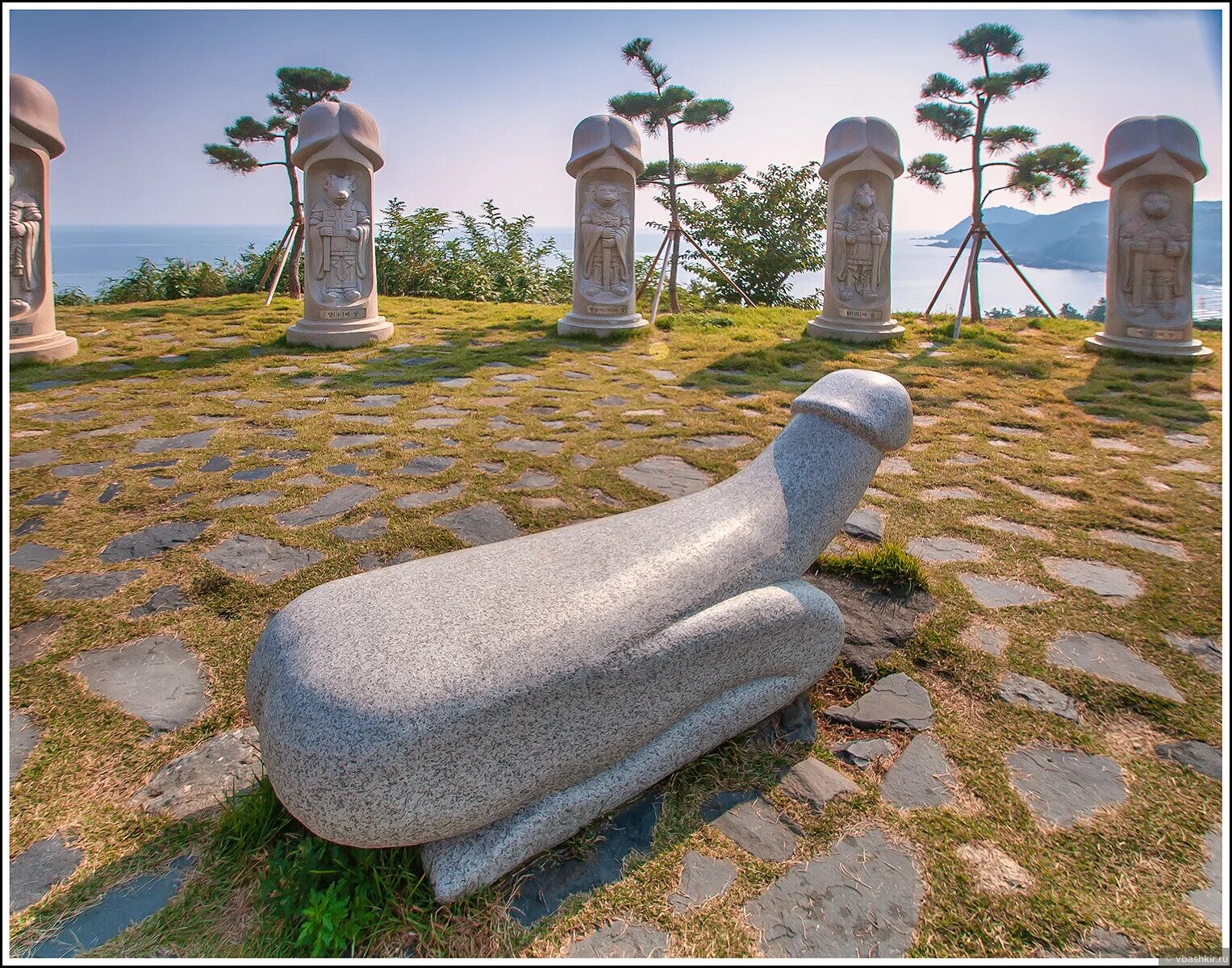 радстонский менгир. победа фаллический символ. лиа фаль камень. фаллические символы в архитектуре. фаллический символ это.