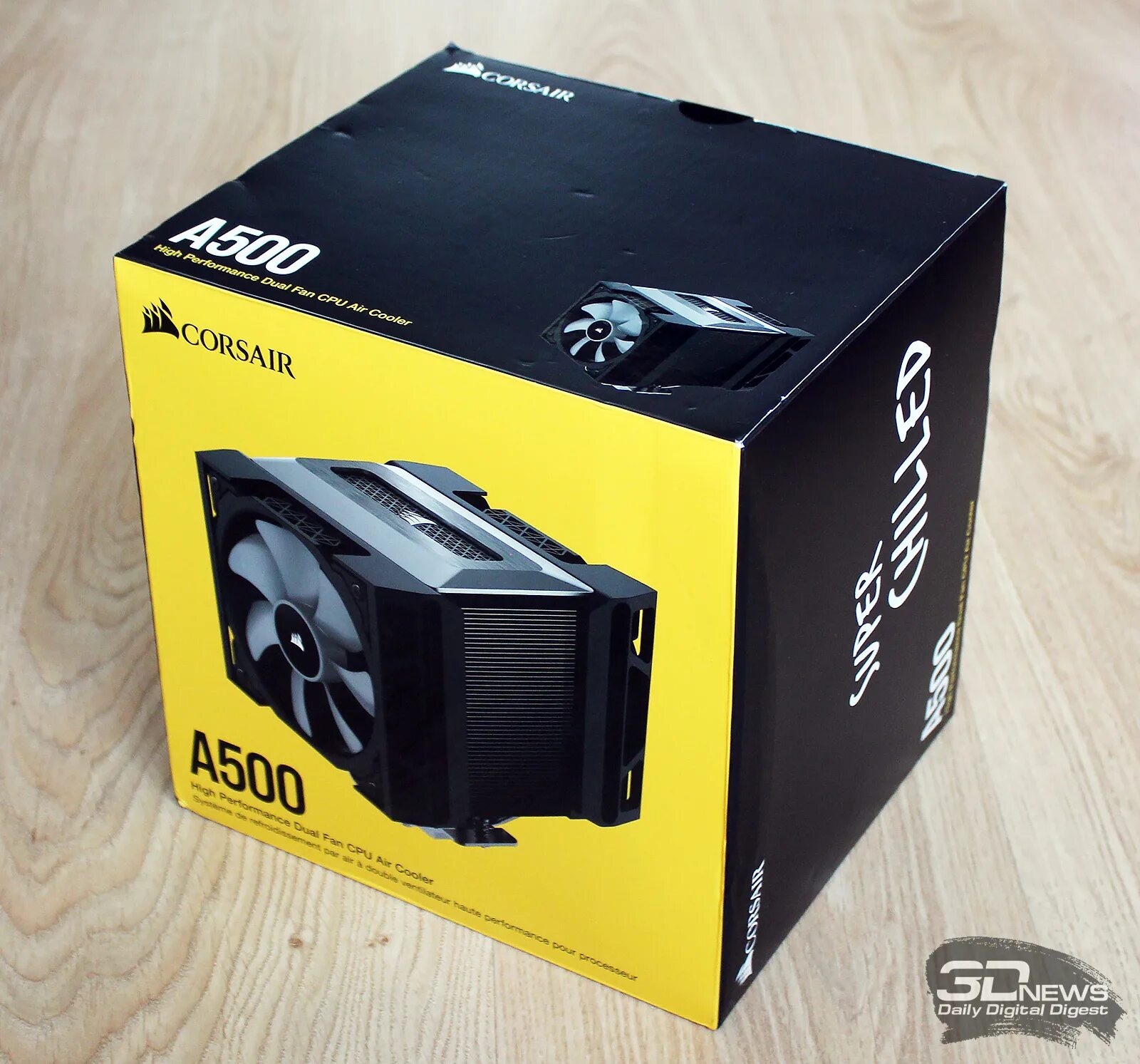 First 500. Корпус Corsair r400. Коробка Corsair.