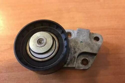 Натяжной ролик chevrolet lacetti. 6. 6 артикул. 6. 6 артикул.