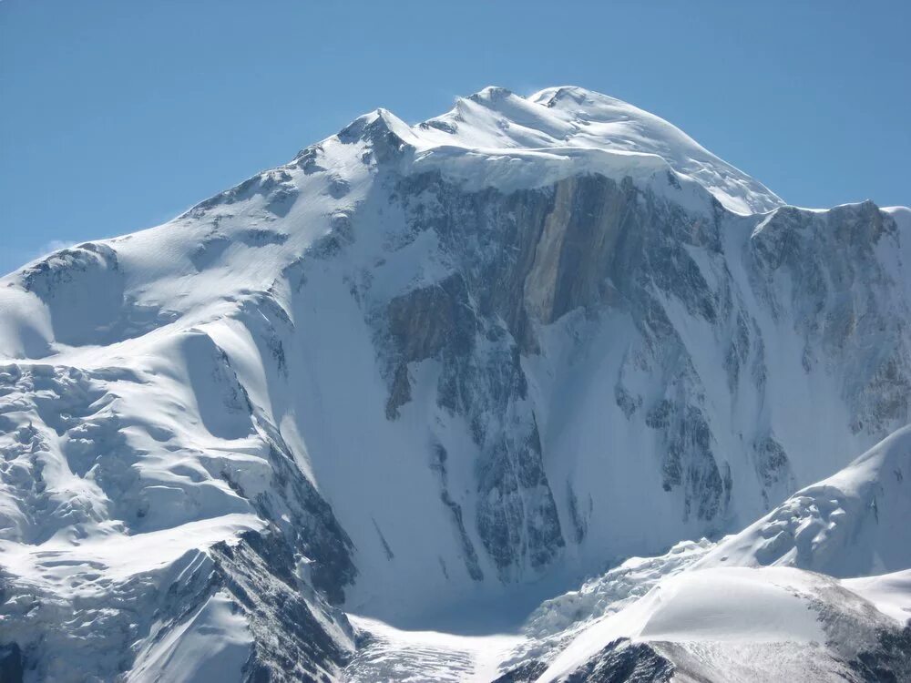 вершина войти. восхождение на гору чогори. вершина войти. подъем в гору. вершина войти.