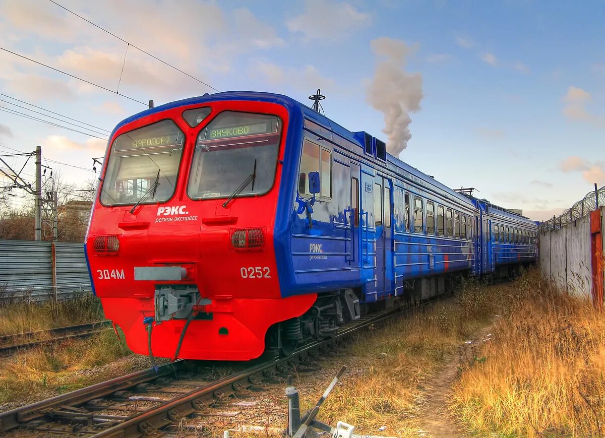 Электропоезд эд4м РЭКС. Эд4м 0252 РЭКС. Электричка эд4м РЭКС. Эд4м-0500 РЭКС Москва-Рязань.