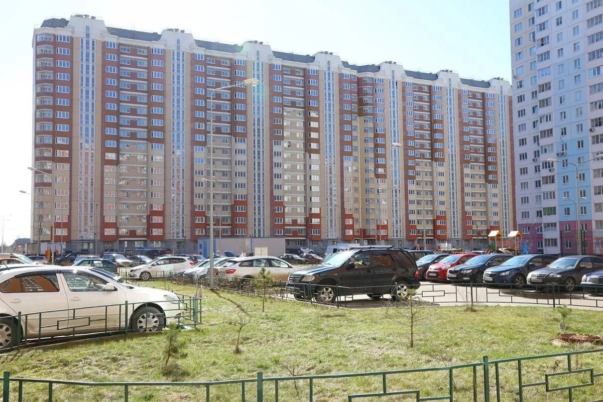 Жк домодедово парк 111 корпус. Село домодедово новостройки. Жк домодедово парк. Жк домодедово парк новый квартал. Квартиры жк домодедово парк вторичка.