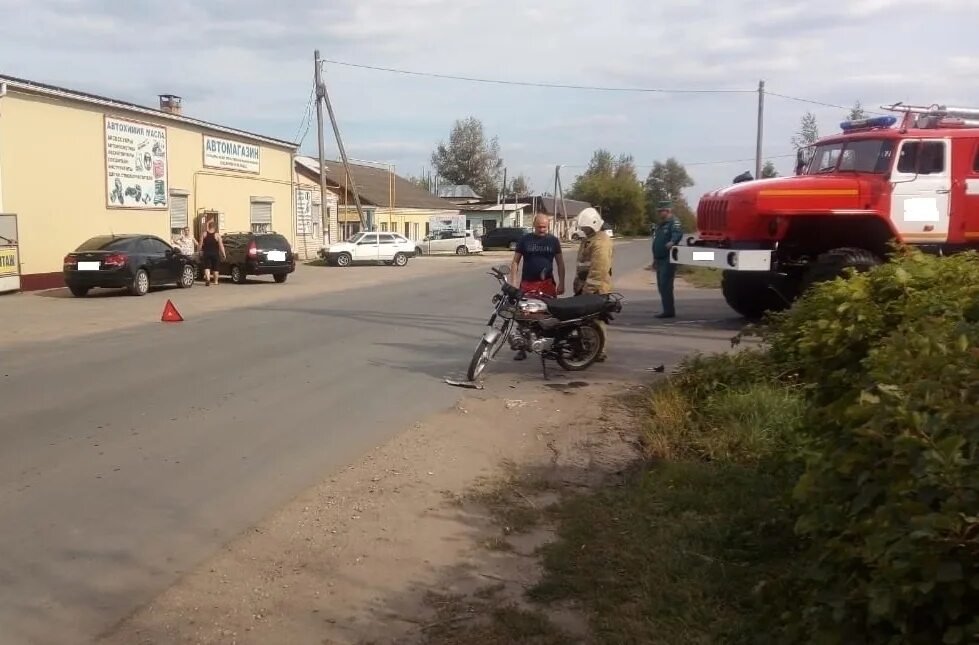 Авария в поселке орловский. ДТП В Верховье Орловской области вчера. Авария в Верховье Орловской области вчера. Происшествия в Орловской области Верховье. Авария в Верховье Орловской области.