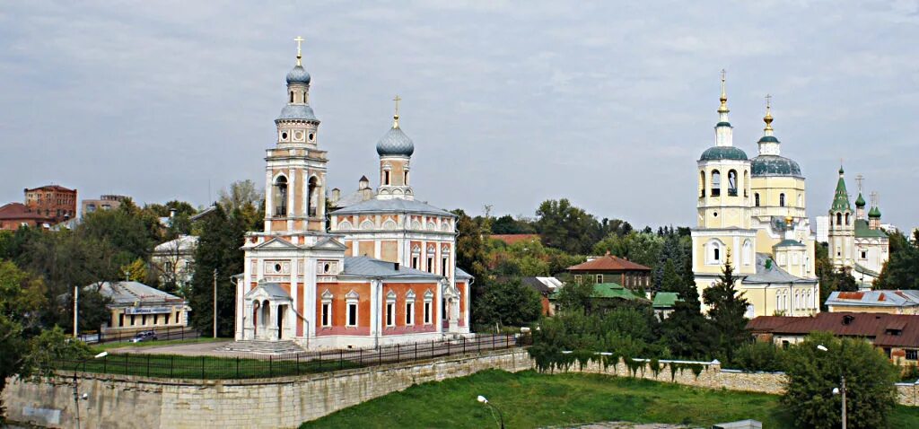 Серпуховский Кремль Серпухов. Крепость Серпухов Кремль Серпухова. Серпуховский Кремль достопримечательности Серпухова. Серпухов. Кремль. 1556 Г..