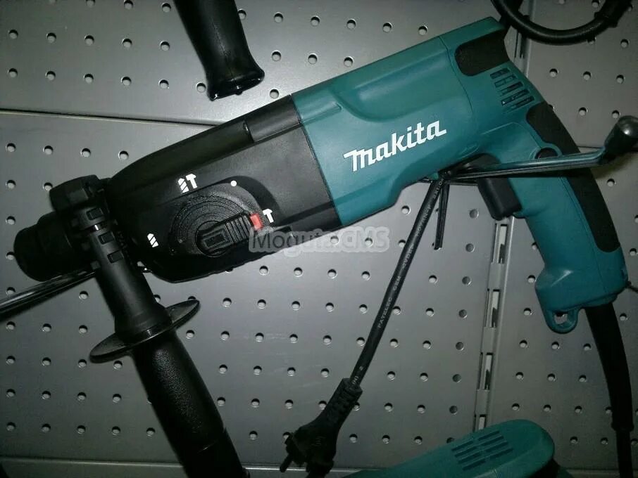 Перфоратор Макита hr2450. Перфоратор Makita 2450. Перфоратор Макита hr24. Дрель hr2450 Makita. Макита hr2450 купить