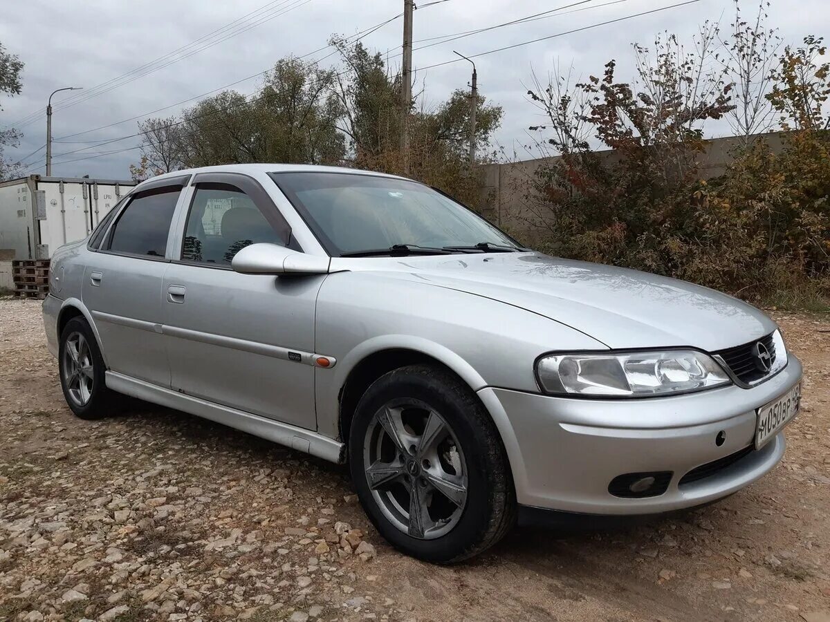 Опель вектра б 1.8 купить. Opel Vectra 2000. Опель Vectra 2000. Opel Vectra b 2000 год. Опель Вектра б 2000.