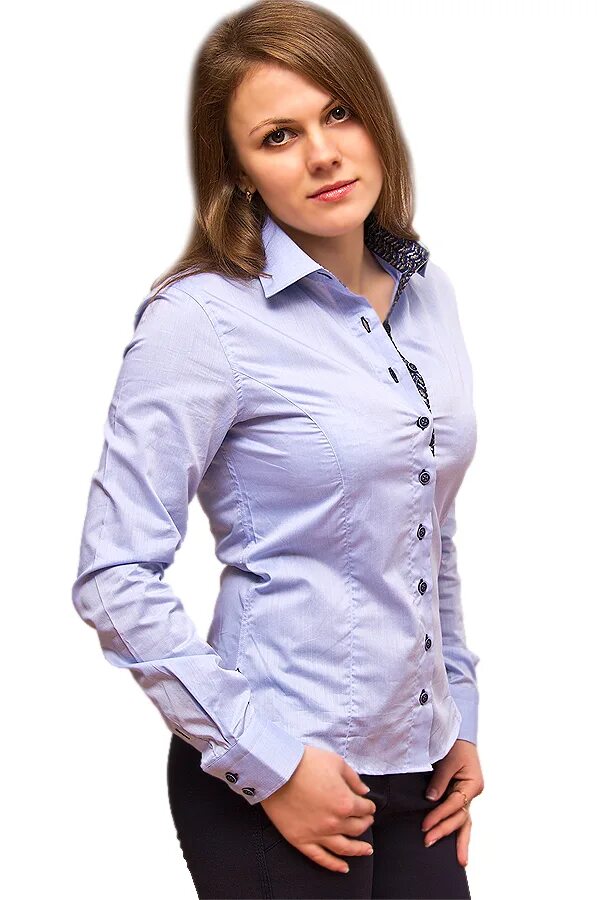 Вайлдберриз блузки рубашки. Рубашка женская. Рубашка женская боком. Девушка в офисной рубашке. Женская блузка полубоком.