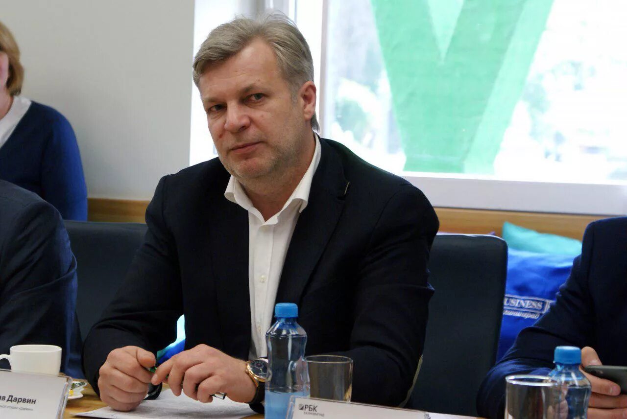 Дарвин сеть садовых гипермаркетов логотип. Дарвин калининград. Дарвин калининград ресторан. Дарвин садовый центр зеленоград. Дарвин калининград.