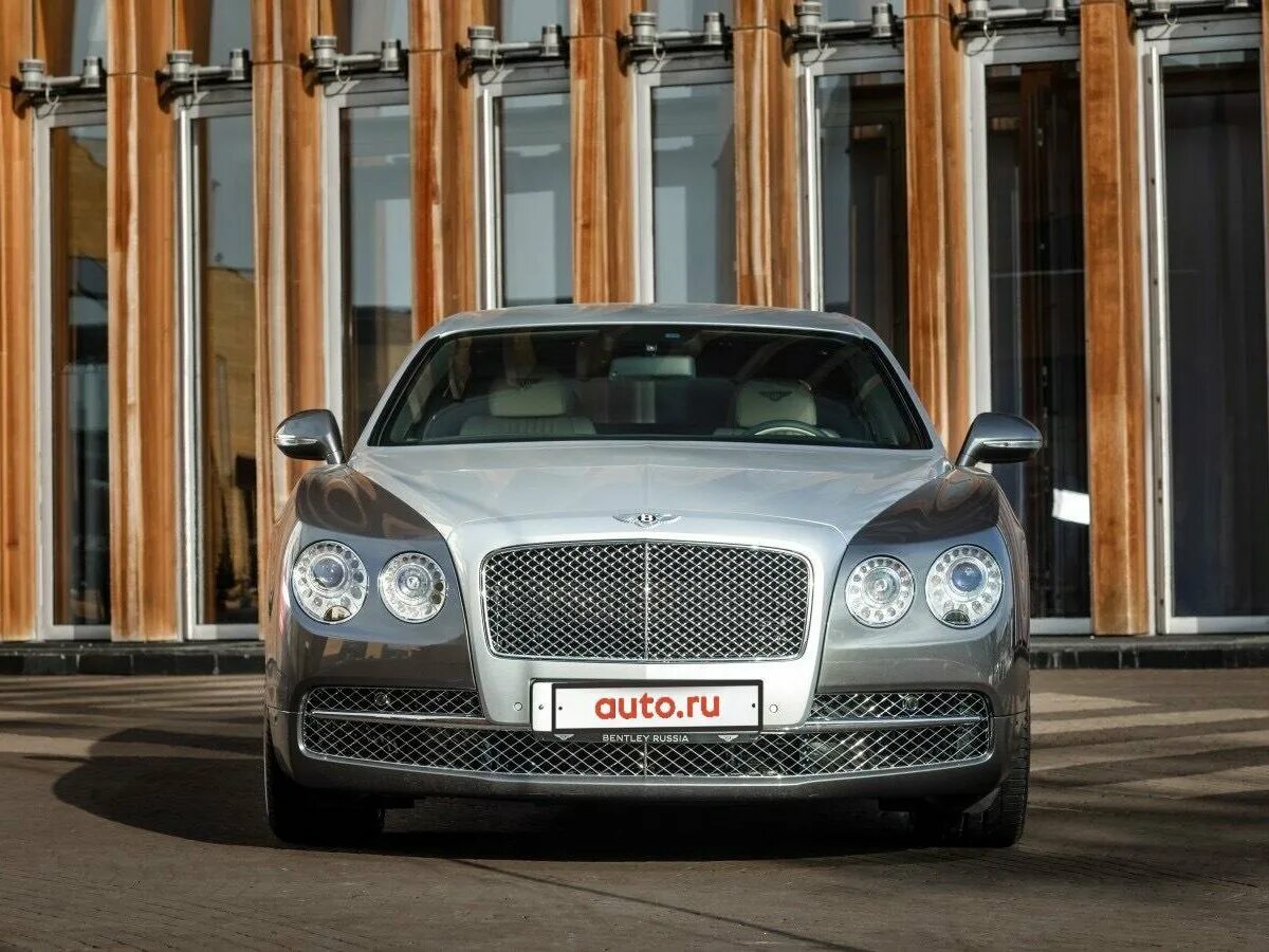 Бентли flying spur