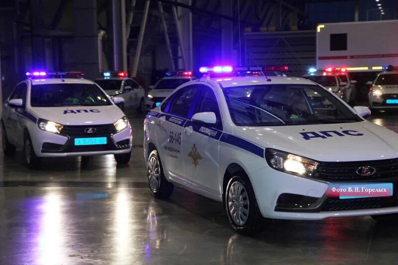 Новые патрульные автомобили ДПС пополнили автопарк новгородской Госавтоинспекции
