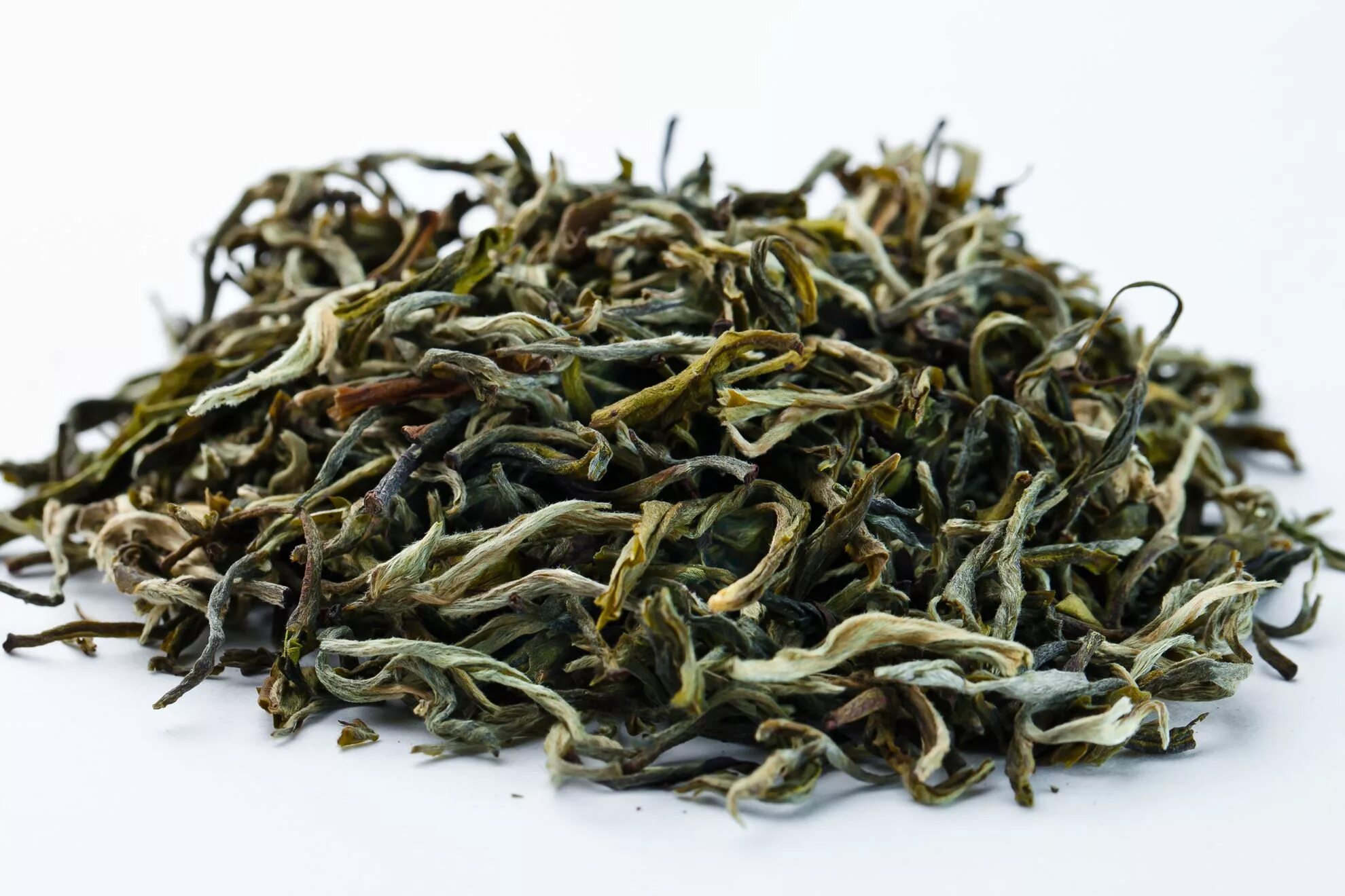 Листья чая китайского. Зеленый чай «Хуаншань Маофэн». Чай черный китайский пуэр gutenberg. Чай Роннефельд пуэр. Чай Хуо Шань Хуан.