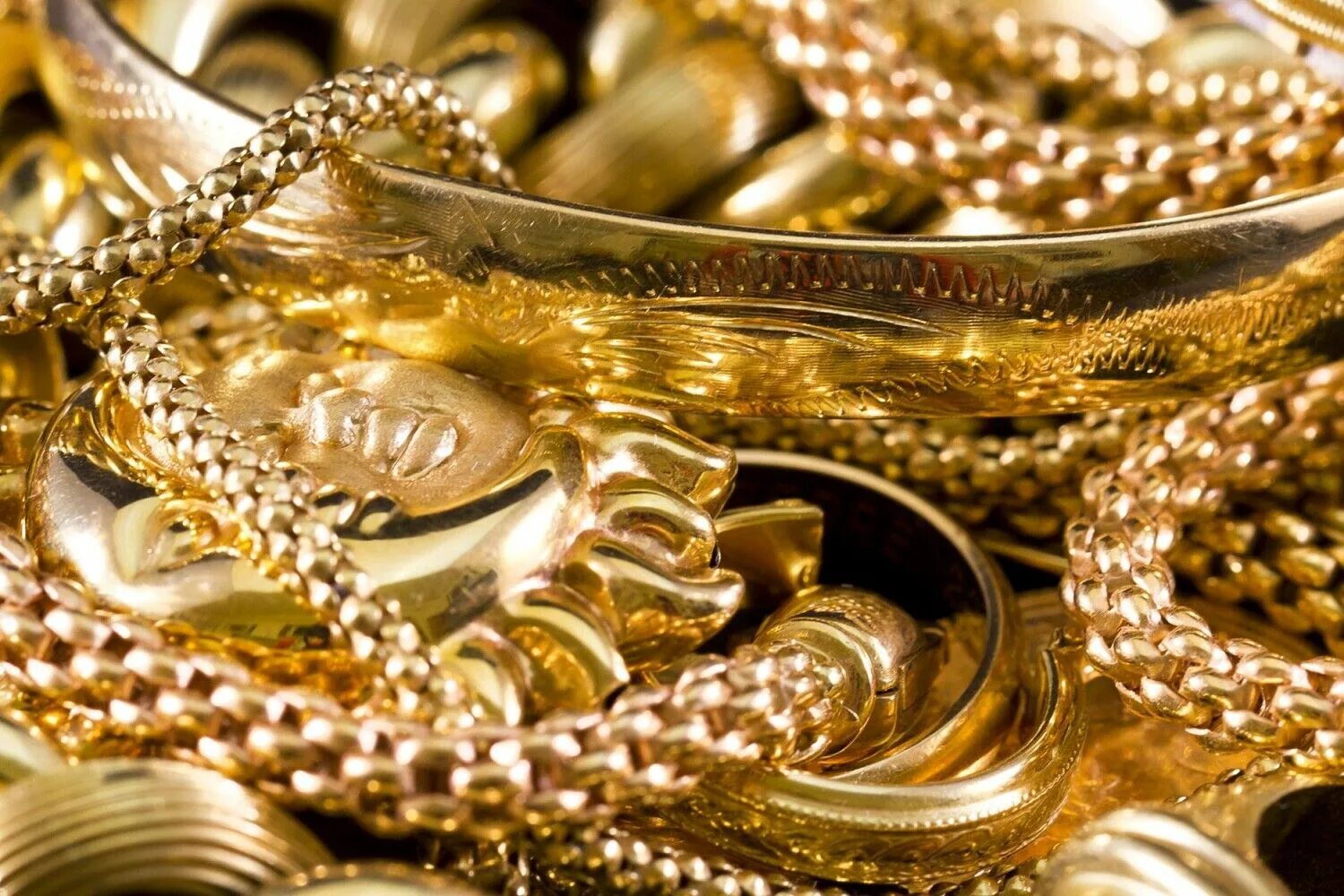 Золотые изделия. Лом золота. Много золотых украшений. Золото фото. Золото качество магазины